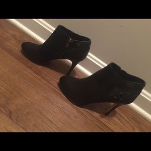 Women’s Black Heels